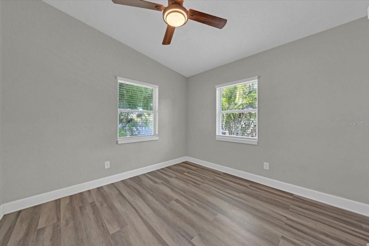 3997 Marlin Drive Se, Saint Petersburg, FL 33705 Photo