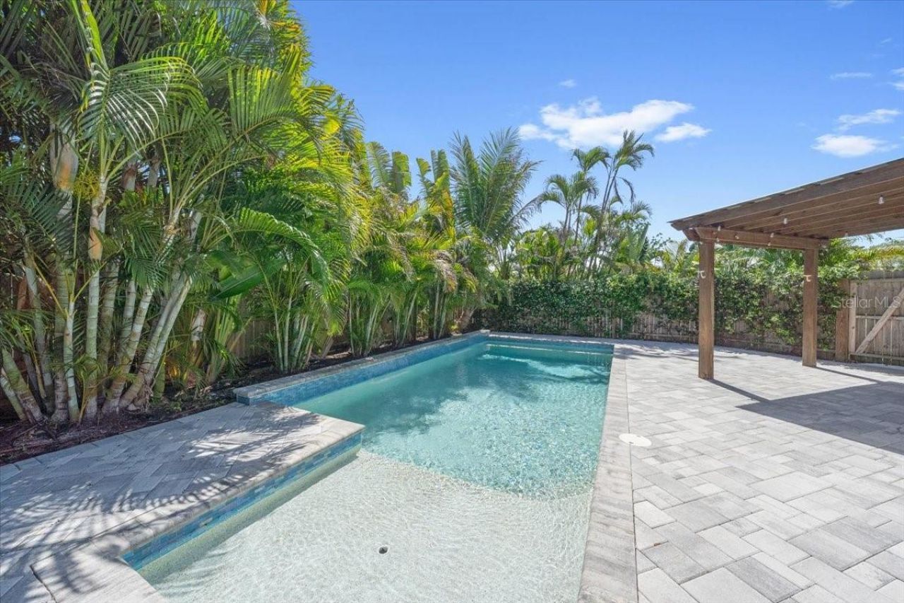 3997 Marlin Drive Se, Saint Petersburg, FL 33705 Photo