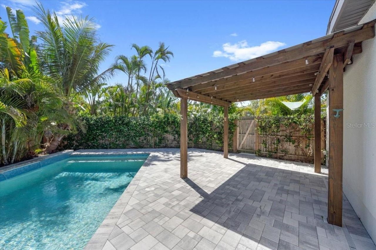 3997 Marlin Drive Se, Saint Petersburg, FL 33705 Photo