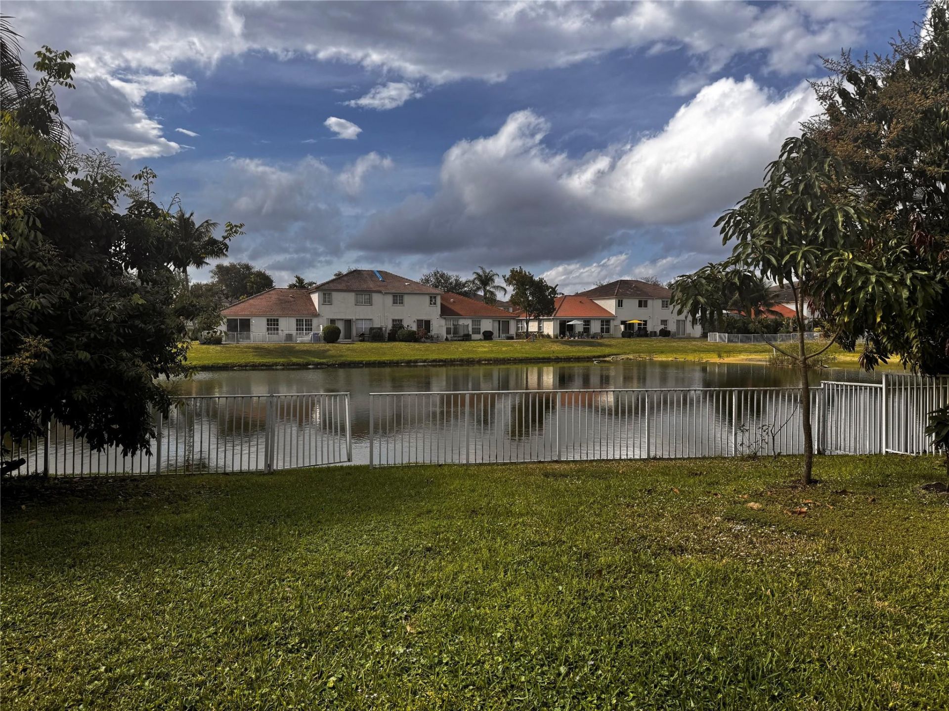 1820 NW 78th Avenue, Pembroke Pines, FL 33024 Photo