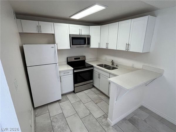 212 Orland Street, Unit 28, Las Vegas, NV 89107