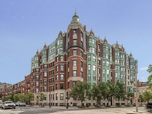 4 Charlesgate E, Unit 602, Boston, MA 02215