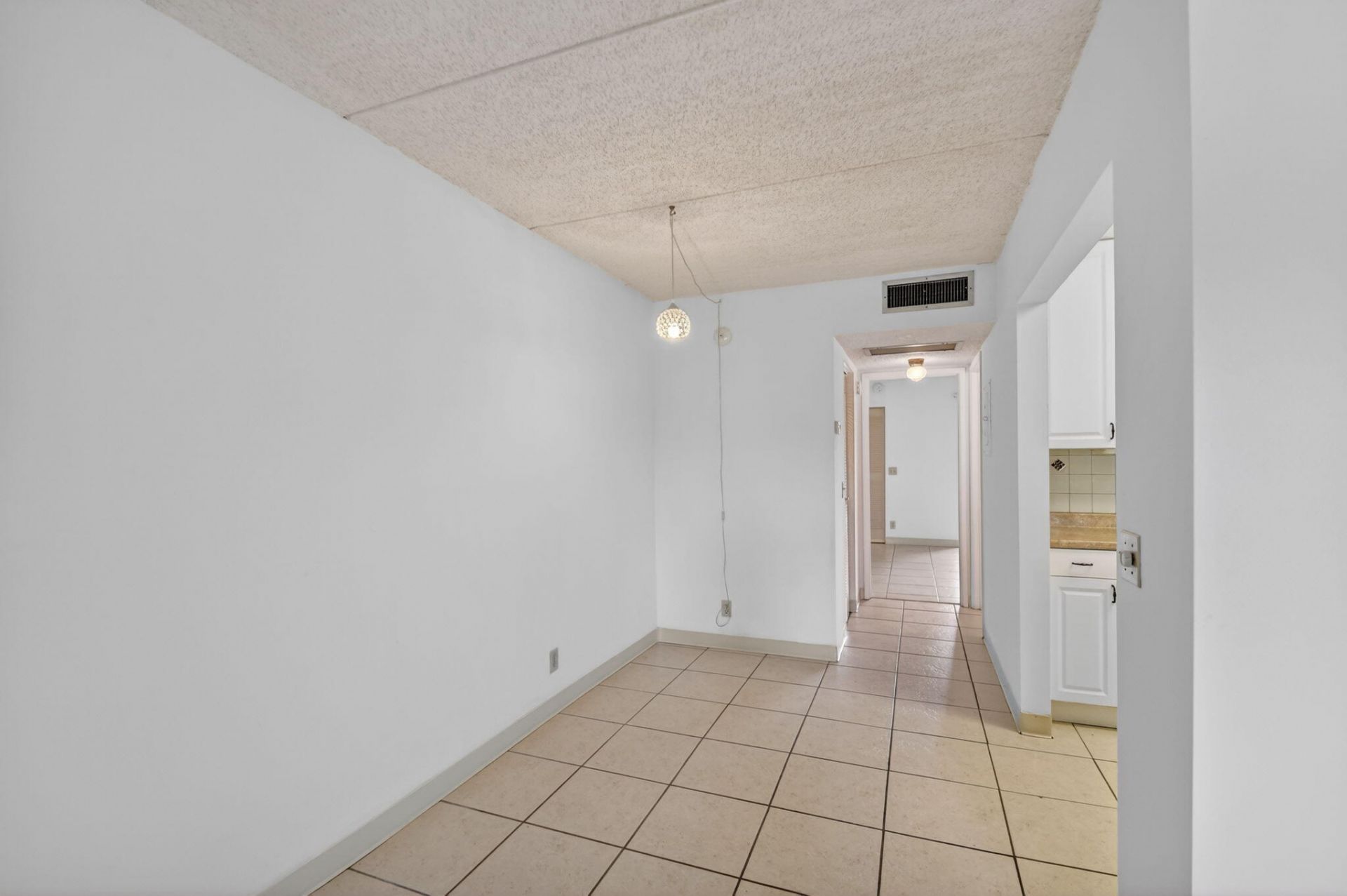 3300 Springdale Boulevard, Unit 208, Palm Springs, FL 33461 Photo
