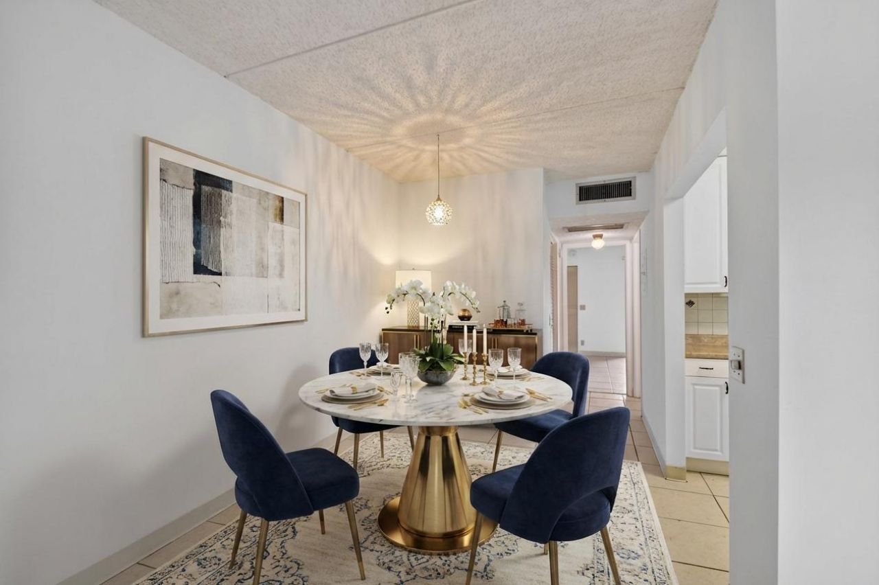 3300 Springdale Boulevard, Unit 208, Palm Springs, FL 33461 Photo