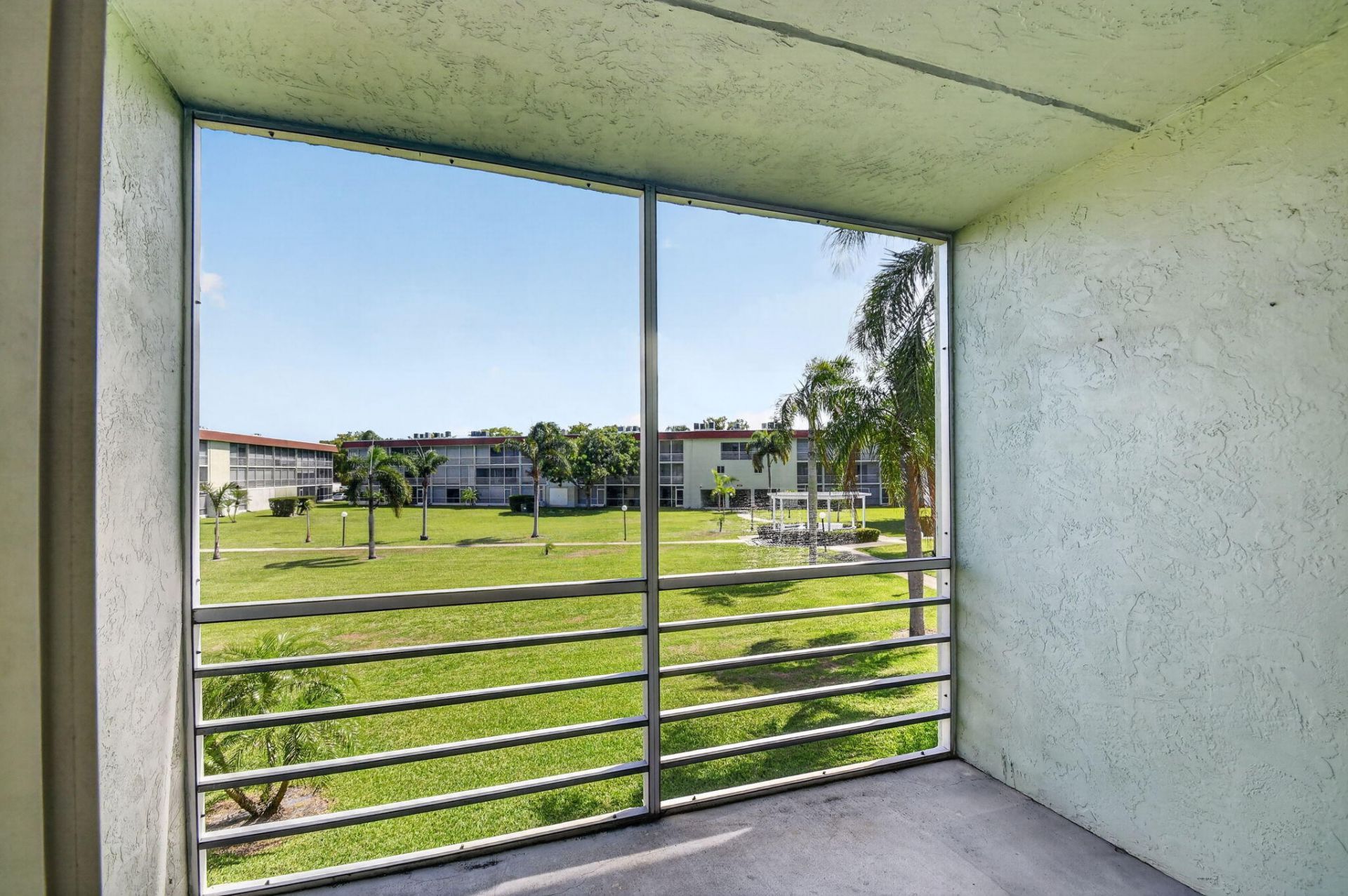 3300 Springdale Boulevard, Unit 208, Palm Springs, FL 33461 Photo