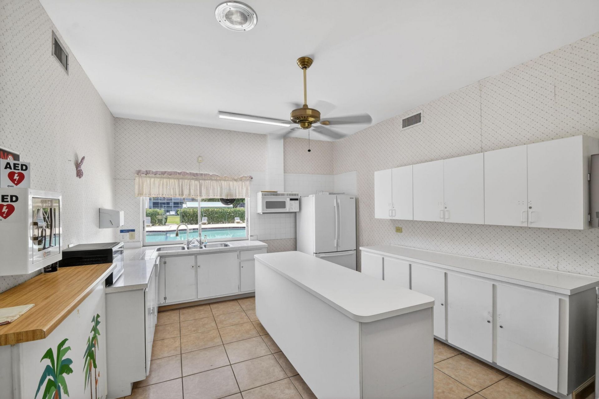 3300 Springdale Boulevard, Unit 208, Palm Springs, FL 33461 Photo