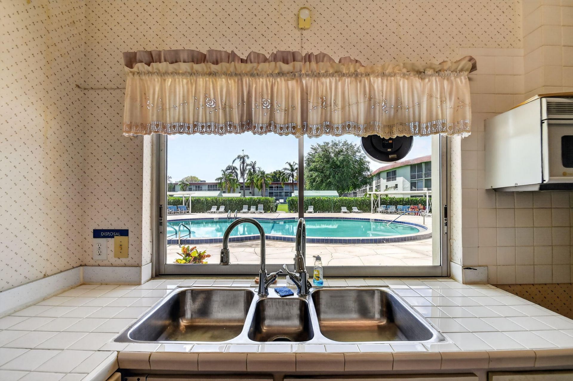 3300 Springdale Boulevard, Unit 208, Palm Springs, FL 33461 Photo