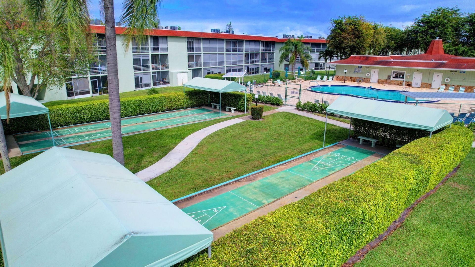 3300 Springdale Boulevard, Unit 208, Palm Springs, FL 33461 Photo