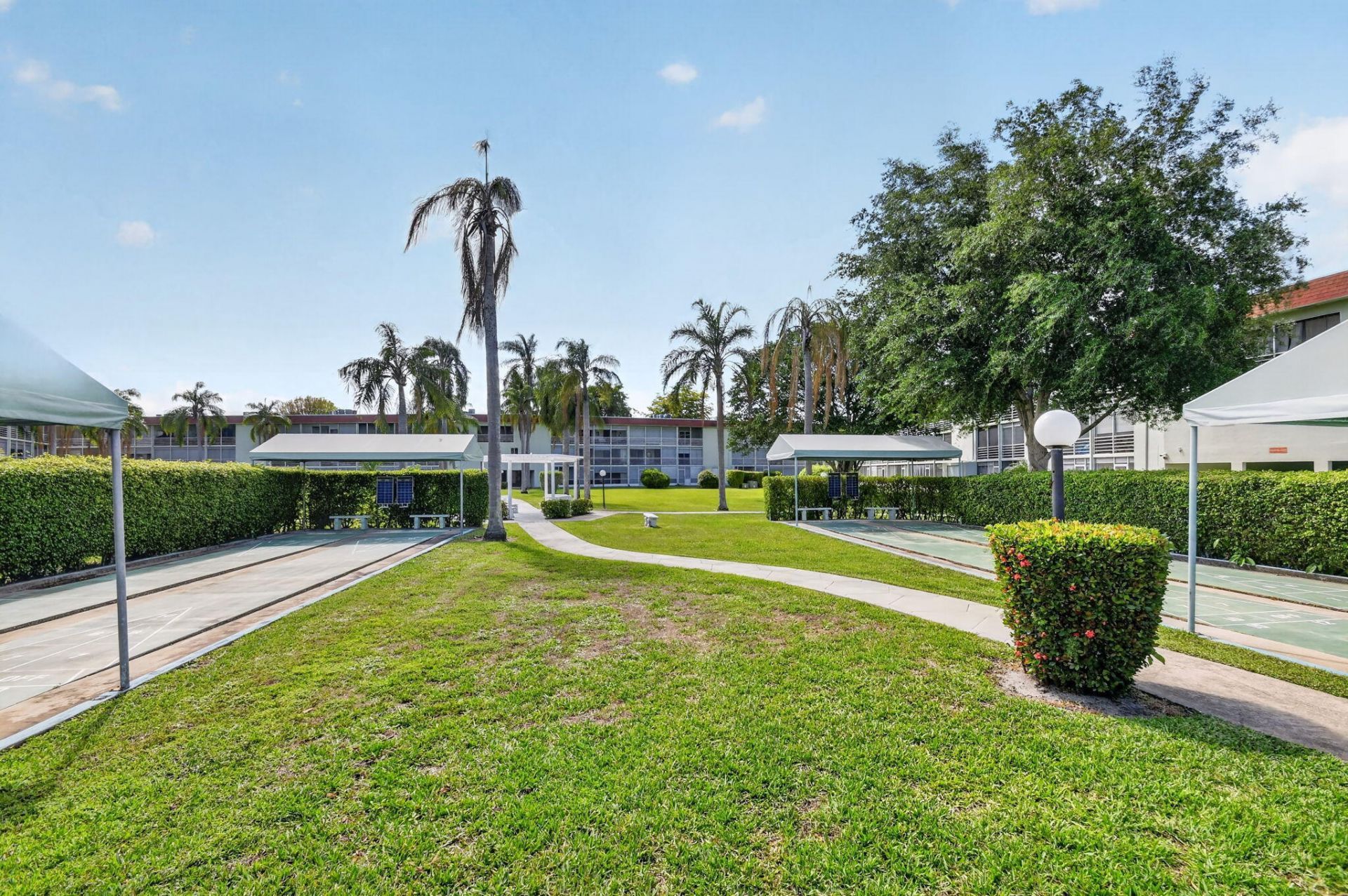 3300 Springdale Boulevard, Unit 208, Palm Springs, FL 33461 Photo