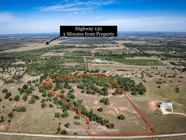 5250 Gravel Pit RD, Kingsbury, TX 78155