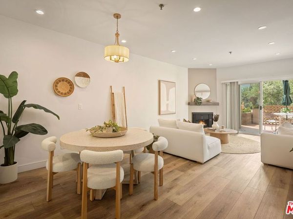 2706 Honolulu Avenue, Unit 105, Montrose, CA 91020