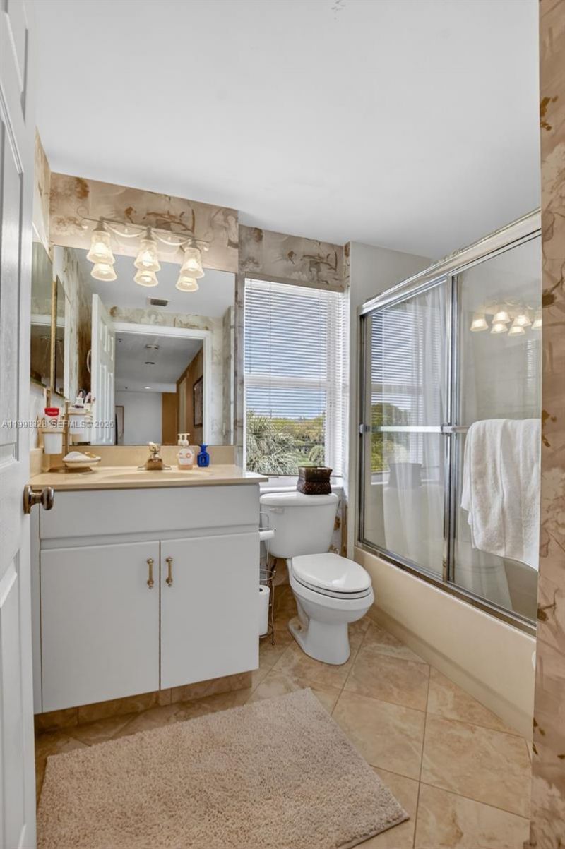 5938 Crystal Shores Dr, Unit 301, Boynton Beach, FL 33437 Photo