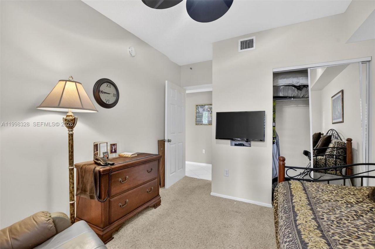 5938 Crystal Shores Dr, Unit 301, Boynton Beach, FL 33437 Photo