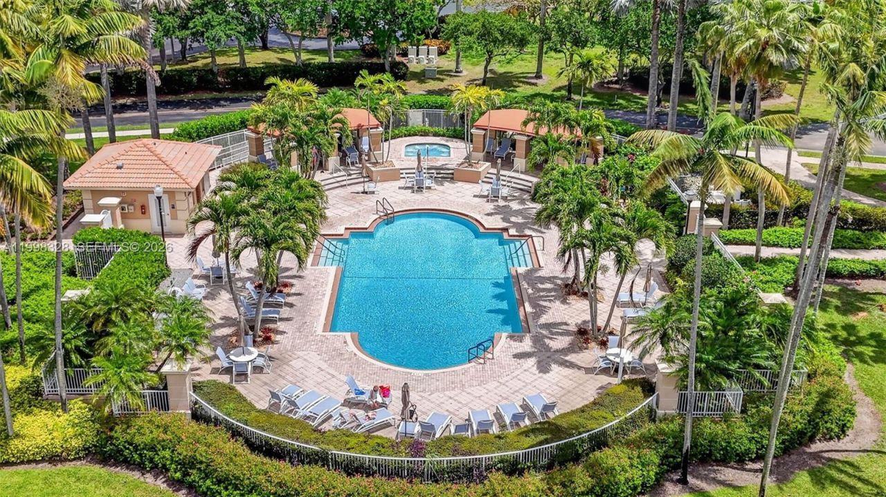 5938 Crystal Shores Dr, Unit 301, Boynton Beach, FL 33437 Photo