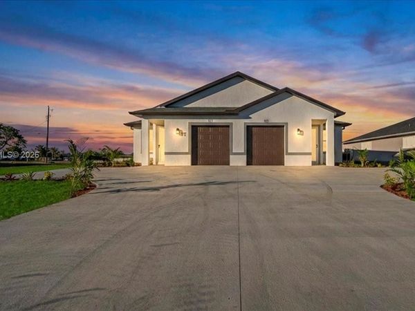 1024/1026 DIPLOMAT PKWY E , Cape Coral, FL 33909