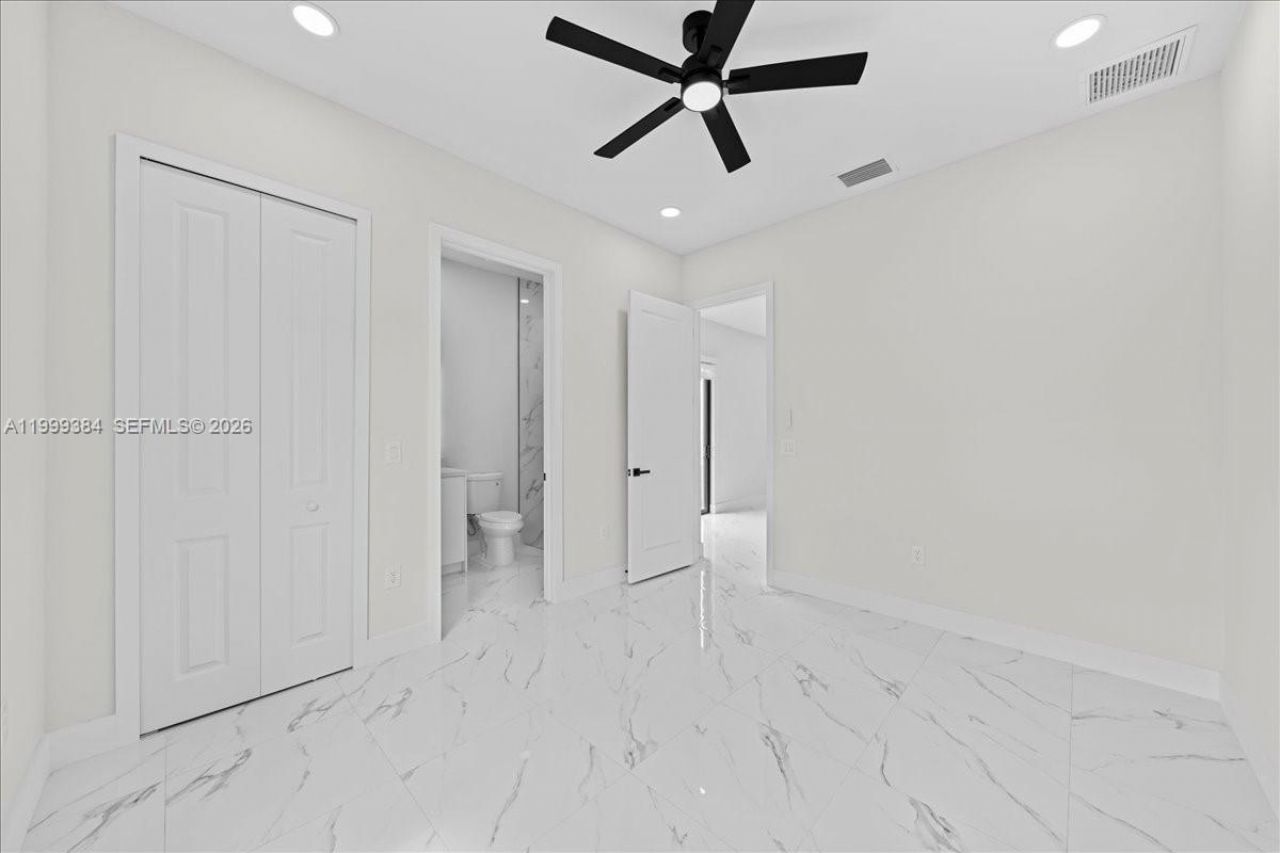 1024/1026 Diplomat Pkwy E, Cape Coral, FL 33909 Photo
