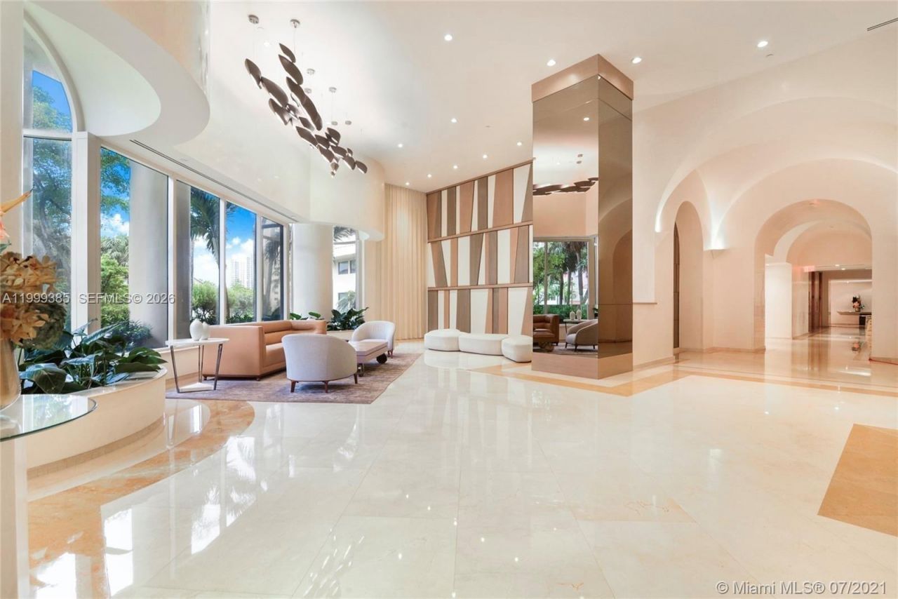 19355 Turnberry Way, Unit 24C, Aventura, FL 33180 Photo