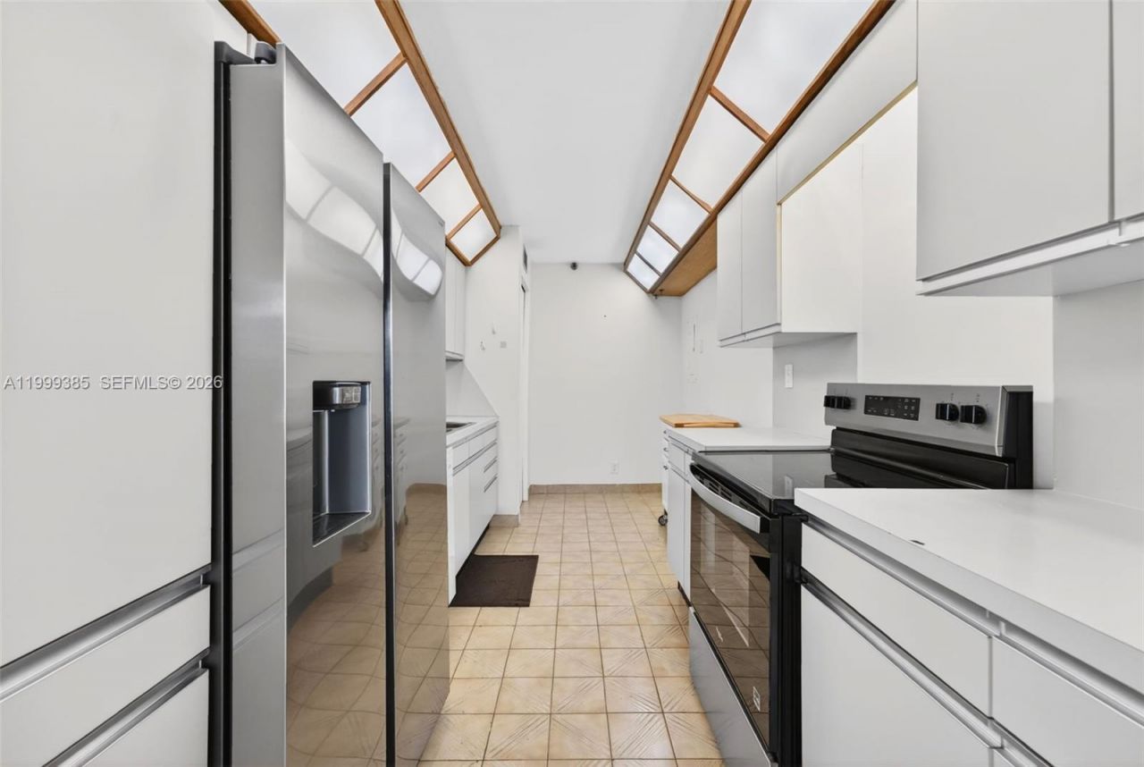 19355 Turnberry Way, Unit 24C, Aventura, FL 33180 Photo