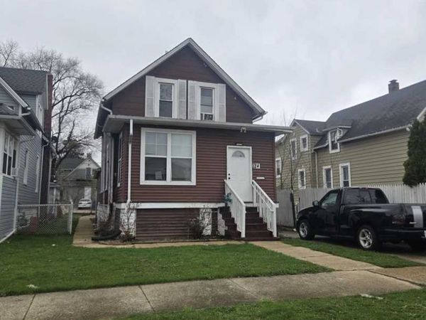 124 N 11th Avenue, Melrose Park, IL 60160