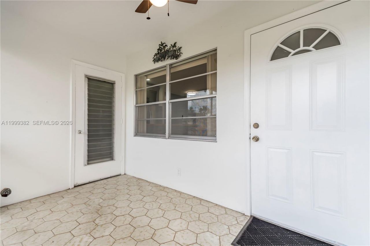 5300 Washington St, Unit A137, Hollywood, FL 33021 Photo