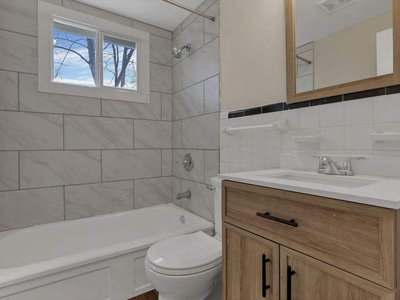 406 Beechtree Road, Whitehall, OH 43213 Photo 16