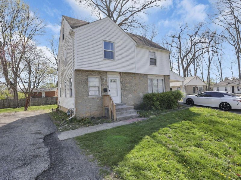 406 Beechtree Road, Whitehall, OH 43213 Photo 2