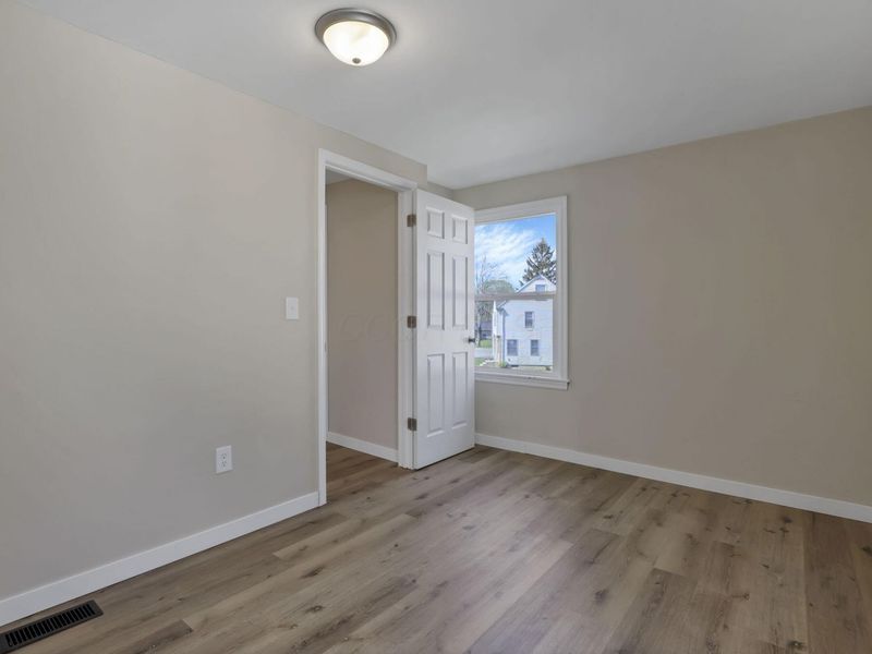 406 Beechtree Road, Whitehall, OH 43213 Photo 22