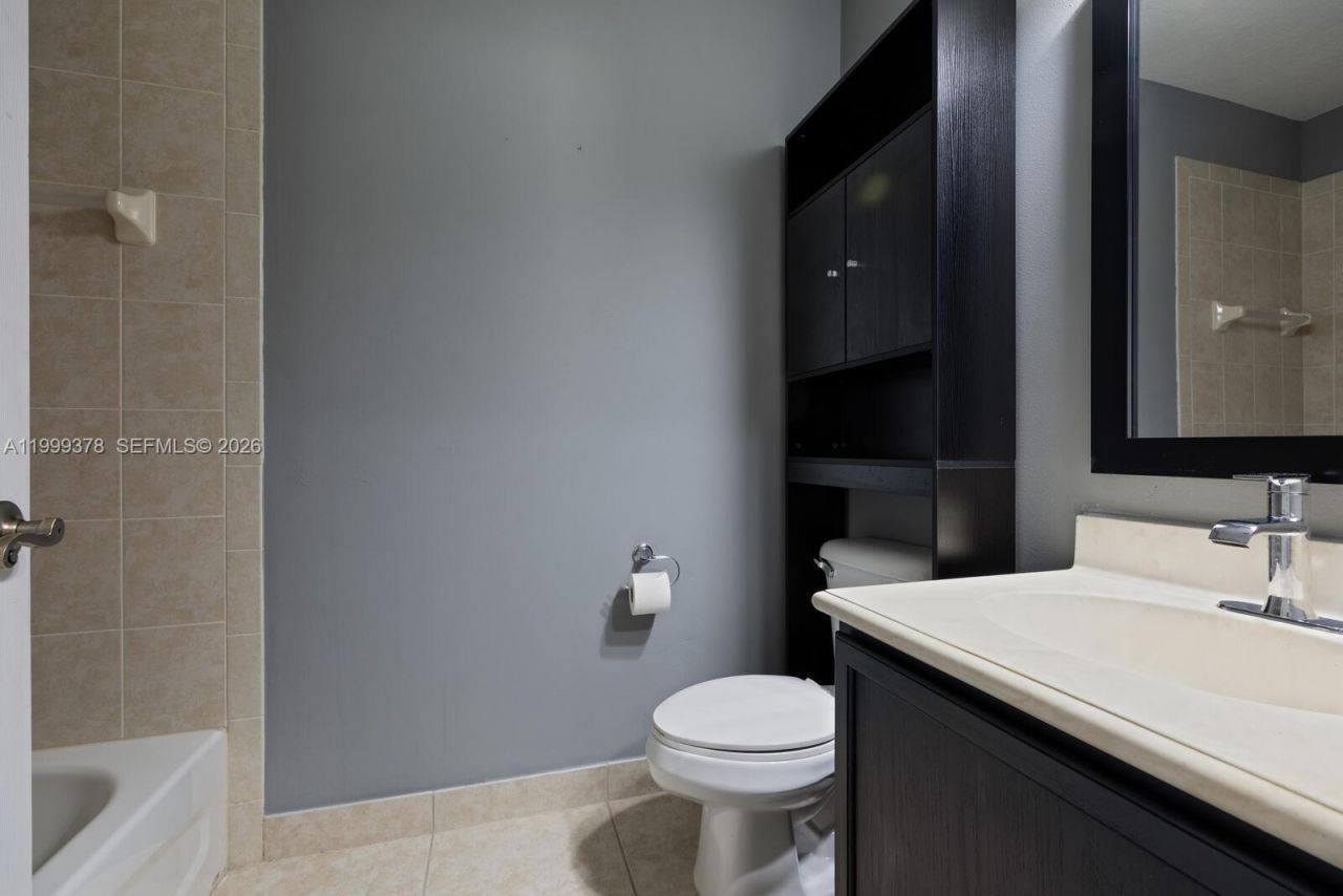 4207 W Whitewater Ave , Weston, FL 33332 Photo