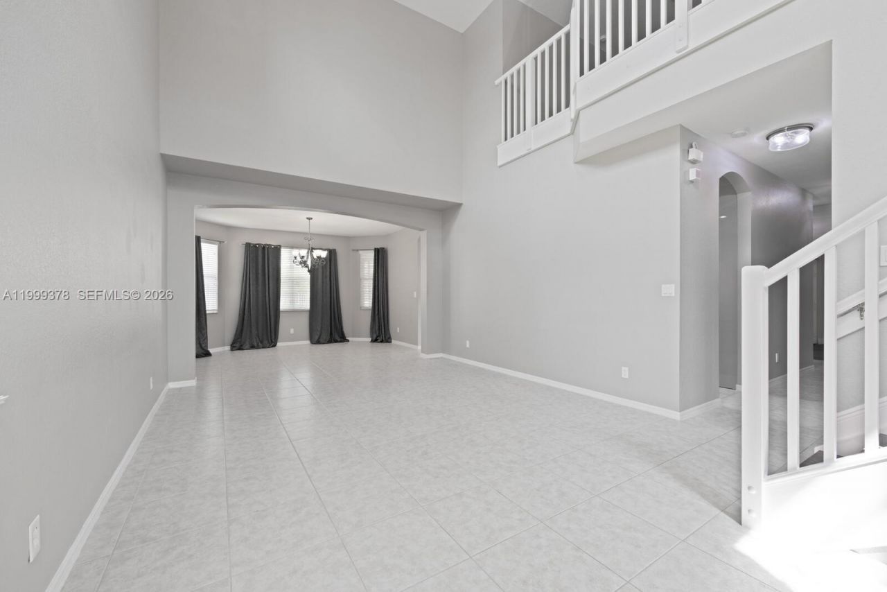 4207 W Whitewater Ave , Weston, FL 33332 Photo