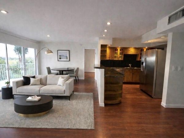 300 Diplomat Pkwy, Unit 505, Hallandale Beach, FL 33009