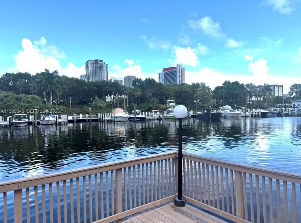 300 Diplomat Pkwy, Unit 505, Hallandale Beach, FL 33009 Photo