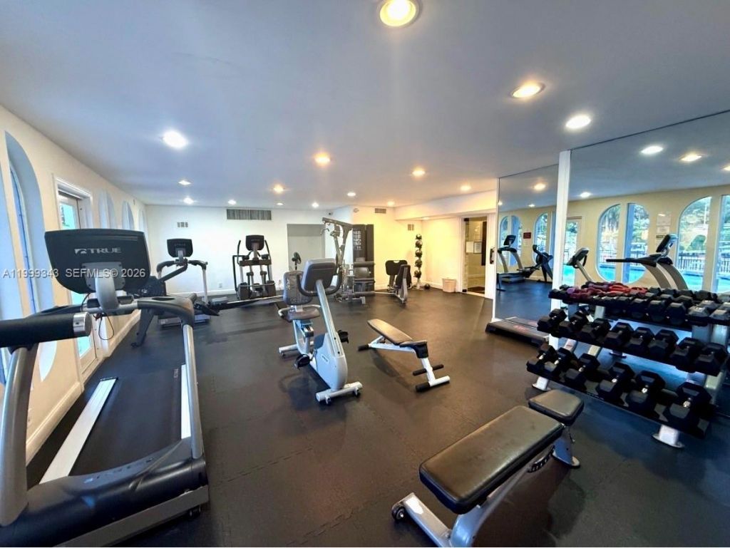 300 Diplomat Pkwy, Unit 505, Hallandale Beach, FL 33009 Photo