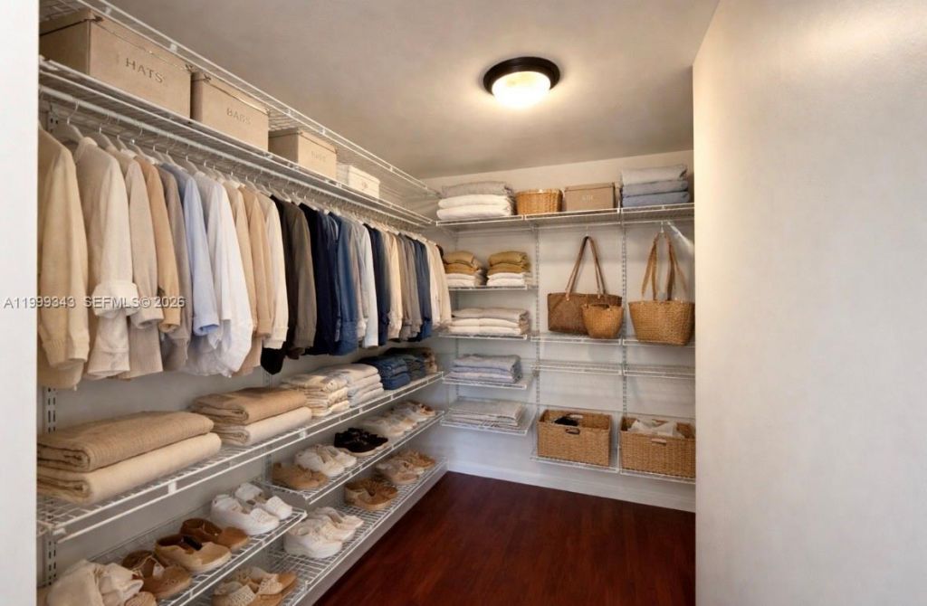 300 Diplomat Pkwy, Unit 505, Hallandale Beach, FL 33009 Photo