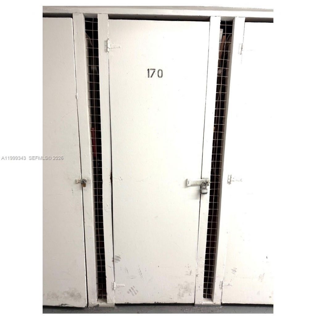 300 Diplomat Pkwy, Unit 505, Hallandale Beach, FL 33009 Photo