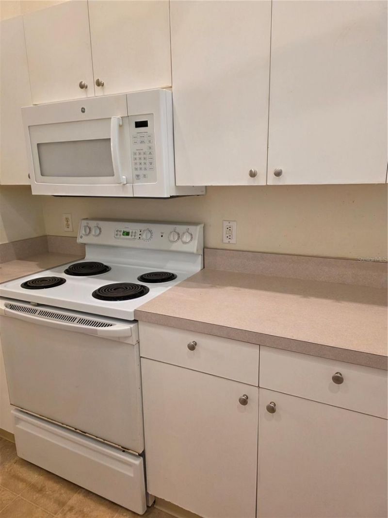 4645 Tower Hill Lane, Unit 2521, Sarasota, FL 34238 Photo