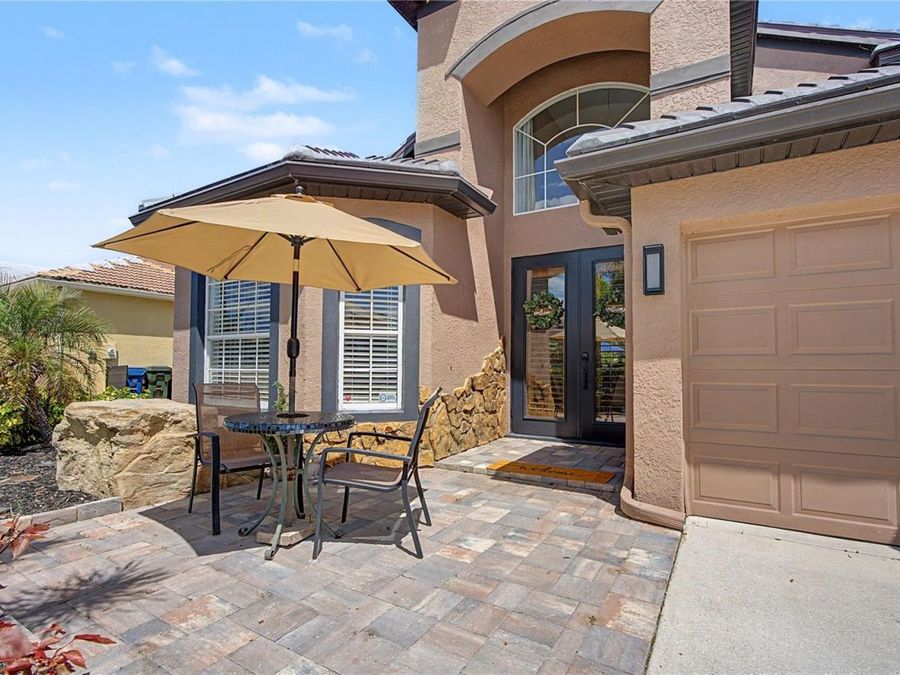 Property Image 100
