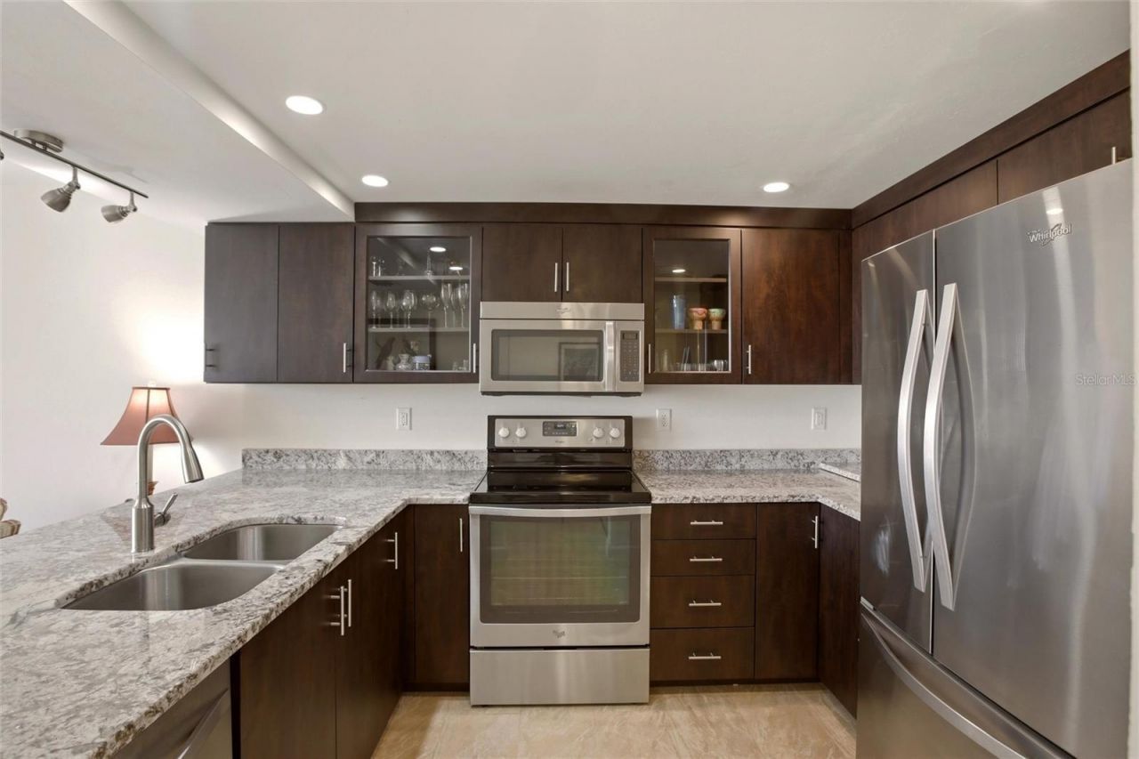 3460 N Key Drive, Unit 407, North Fort Myers, FL 33903 Photo