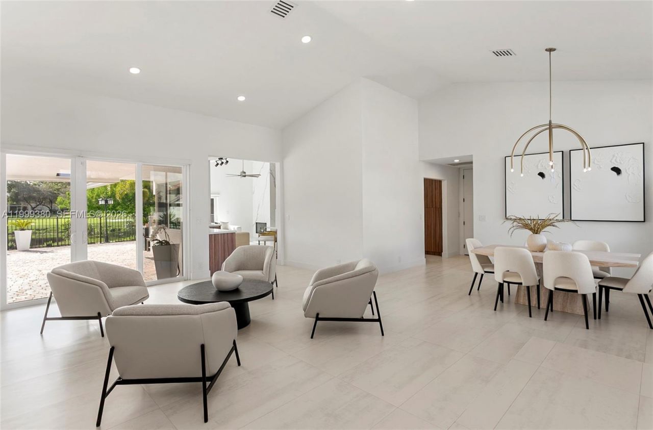 7709 NW 87th Ave, Tamarac, FL 33321 Photo