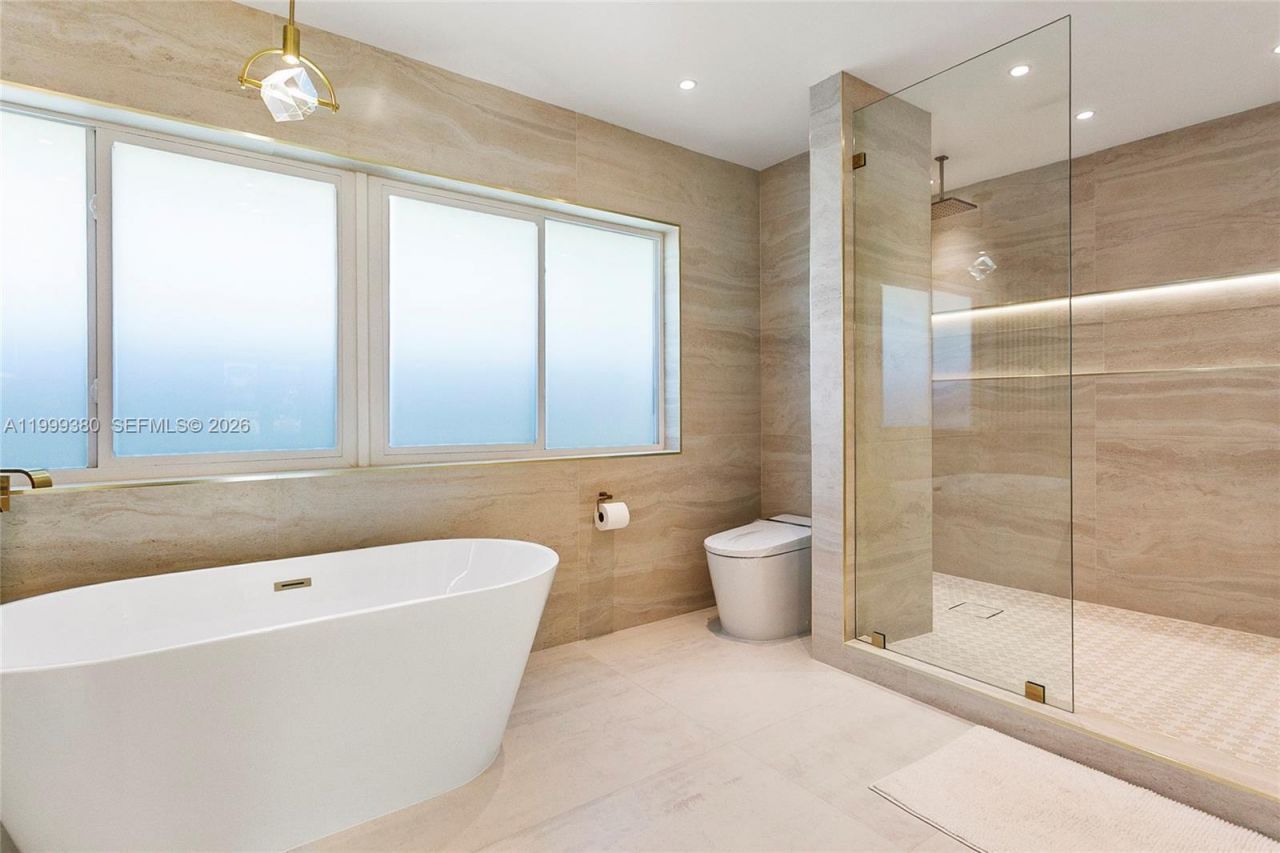 7709 NW 87th Ave, Tamarac, FL 33321 Photo