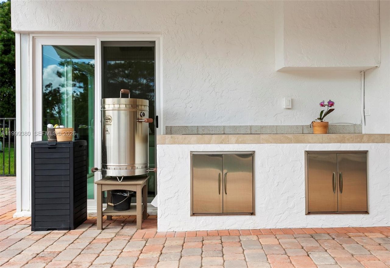 7709 NW 87th Ave, Tamarac, FL 33321 Photo