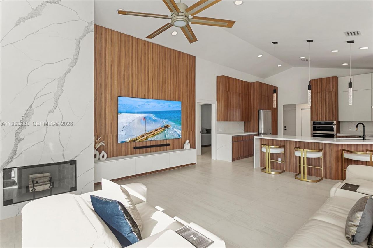 7709 NW 87th Ave, Tamarac, FL 33321 Photo