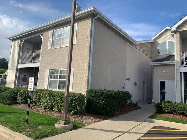 774 N Gary Avenue , Unit 201, Carol Stream, IL 60188