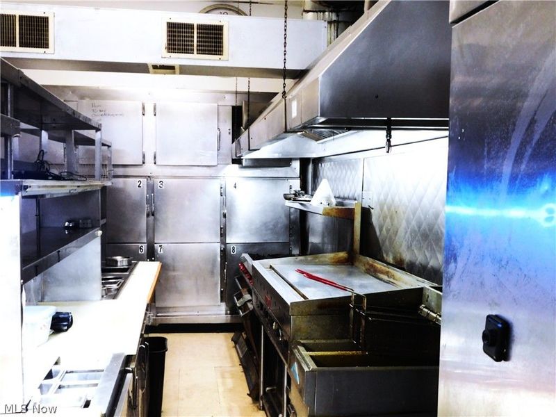 3293 Belmont Street, Bellaire, OH 43906 Photo 18