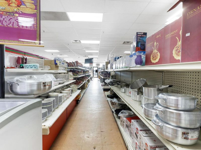 4583 Morse Centre Road , Columbus, OH 43229 Photo 18