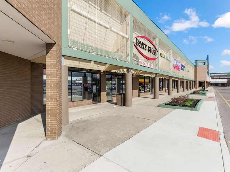 4583 Morse Centre Road , Columbus, OH 43229 Photo 3