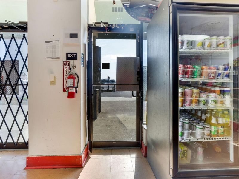 4583 Morse Centre Road , Columbus, OH 43229 Photo 6