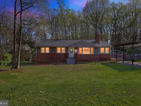 6109 PARKWAY DRIVE, LAUREL, MD 20707