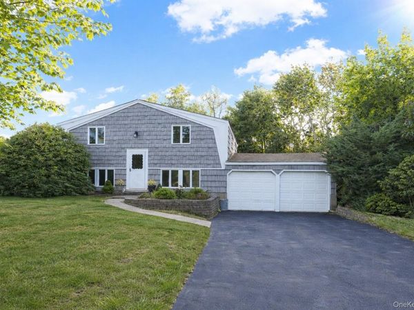 44 University Heights Drive , Stony Brook, NY 11790