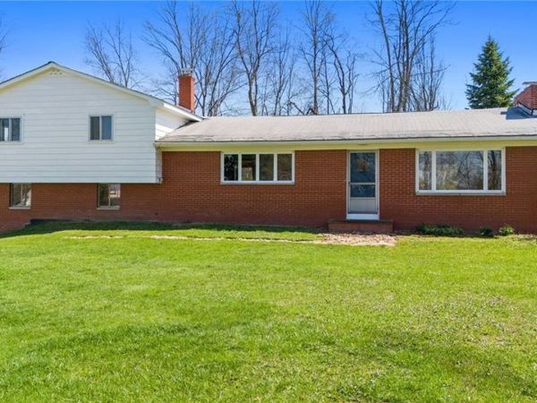 8583 Sherman Road, Chesterland, OH 44026
