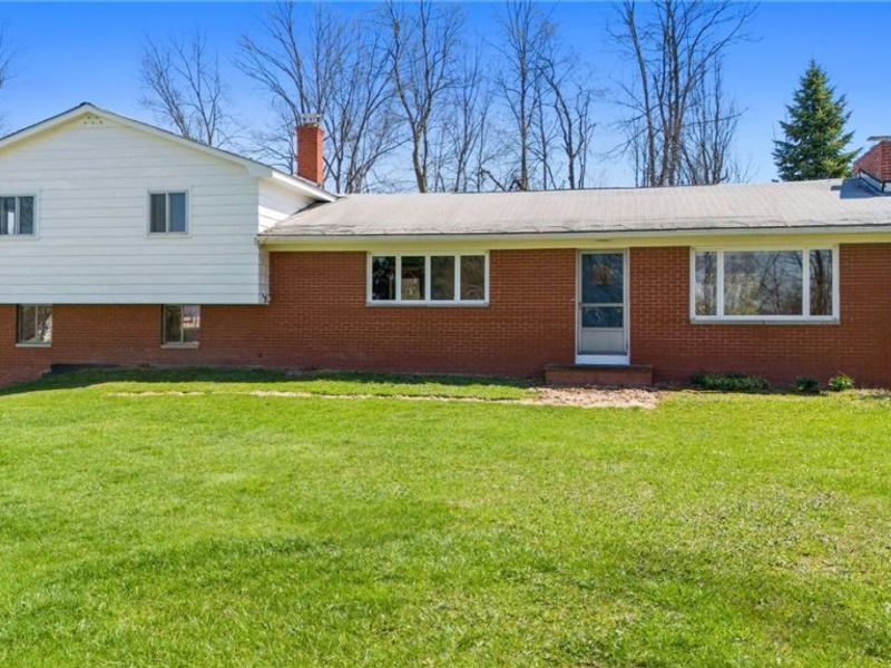 8583 Sherman Road, Chesterland, OH 44026 Photo 1